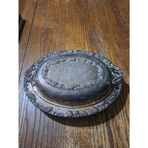 Vintage Pilgram Silverplated Covered Casserole Serving Dish Grapevine Table Wear